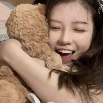 所以......和黑粉结婚了